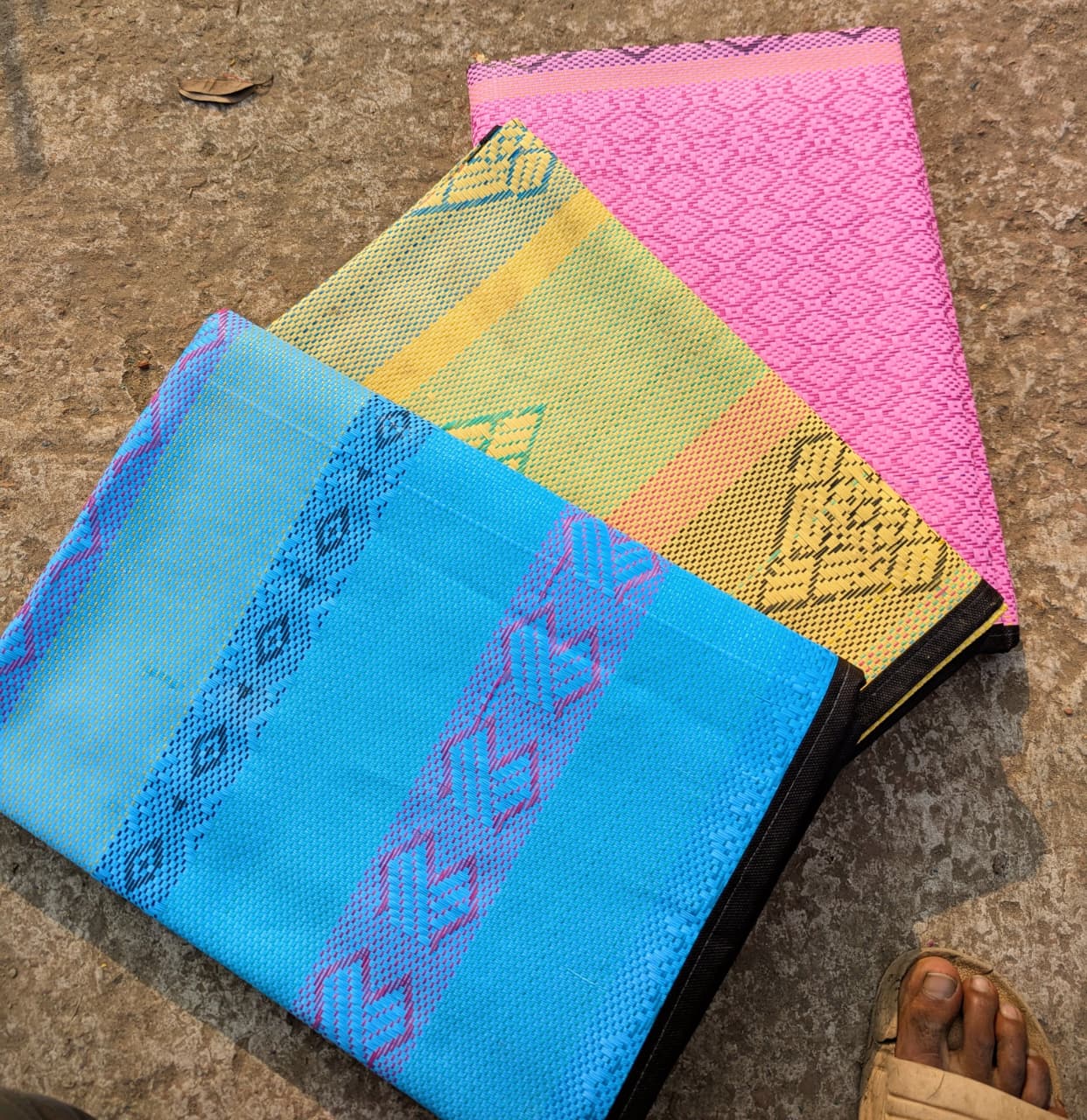 প্রিমিয়াম ফোল্ডেবল মাদুর – আরামদায়ক পৃষ্ঠ